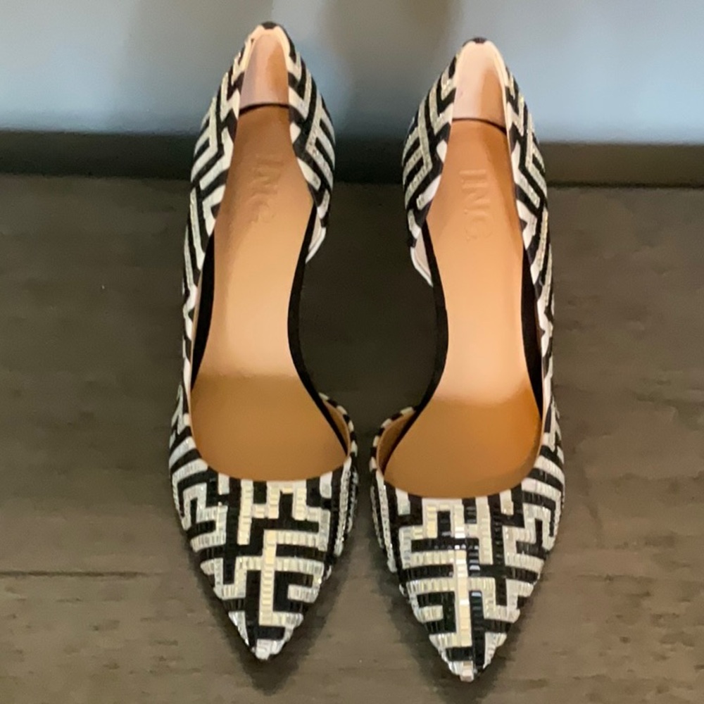 Black & white sequined pumps with gold heel by I.N.C. NWOT!!!